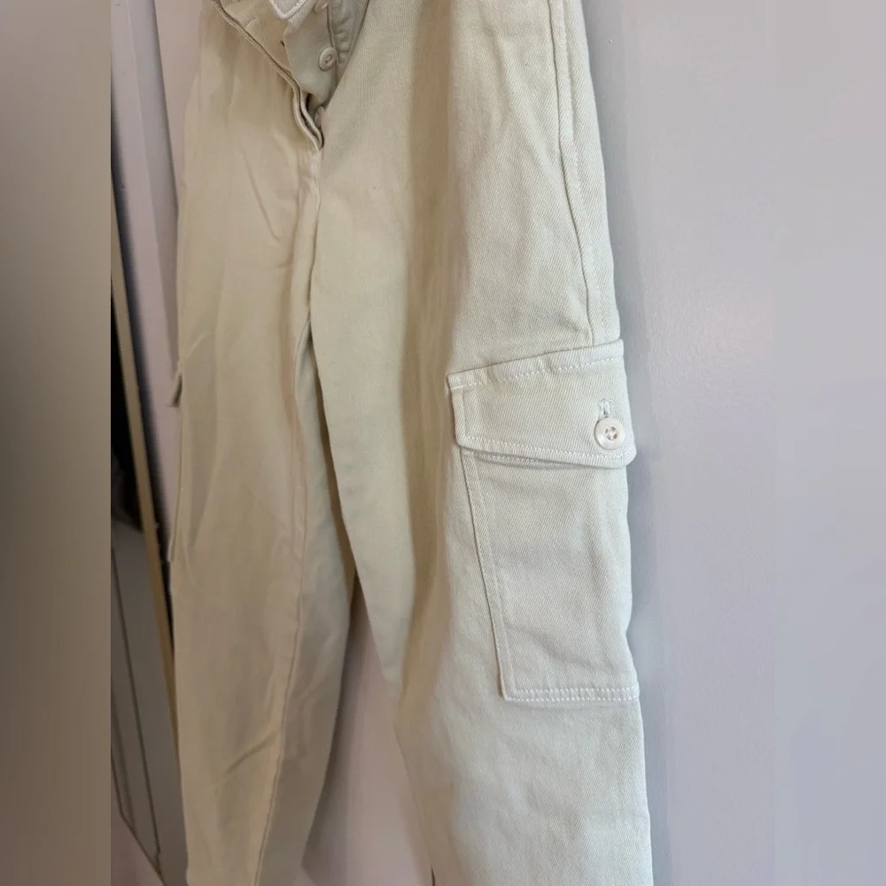 Aritzia Wilfred Cargo Pants - Picture 8 of 10
